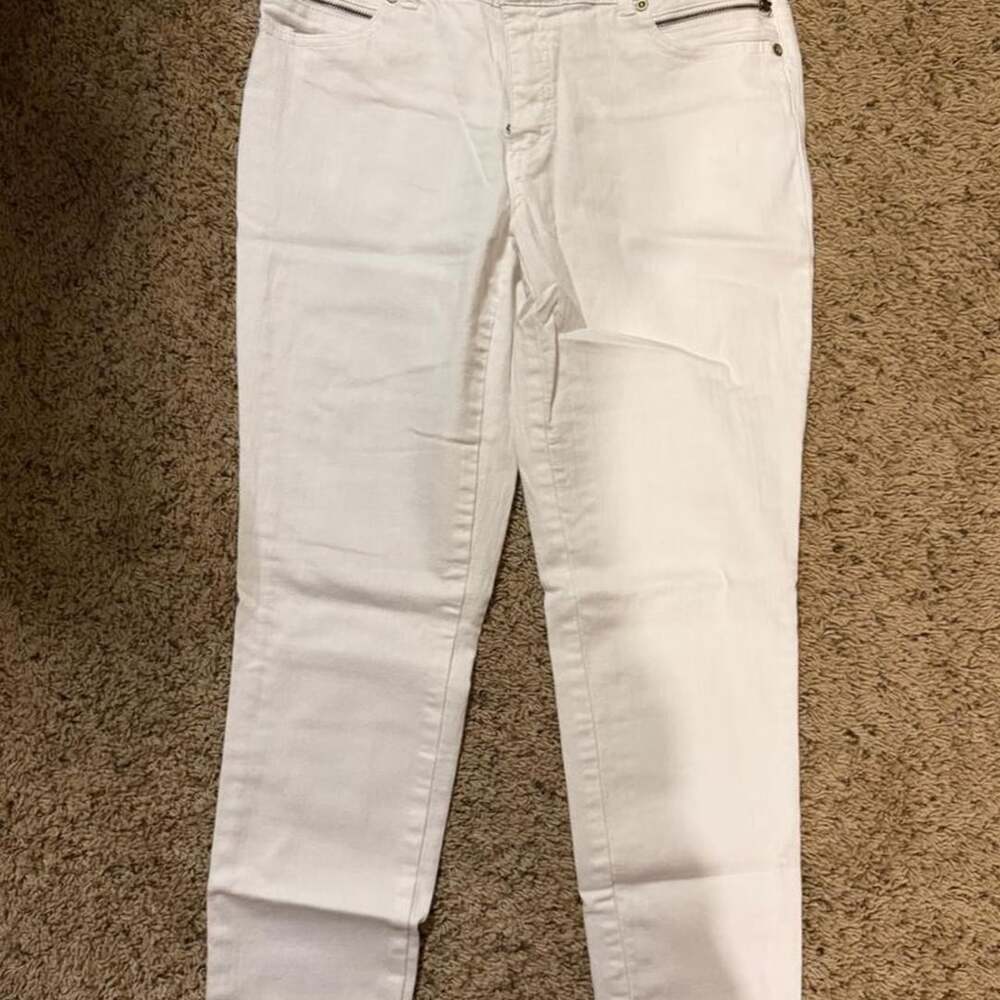 Chico's So Slimming White Jeans Size 0.5 Zip Pocket